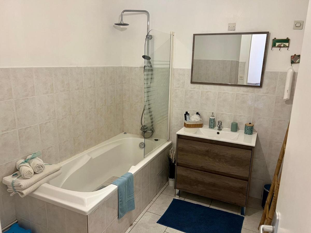 Appartement Au Calme - Proche Centre Ville 香槟沙隆 外观 照片